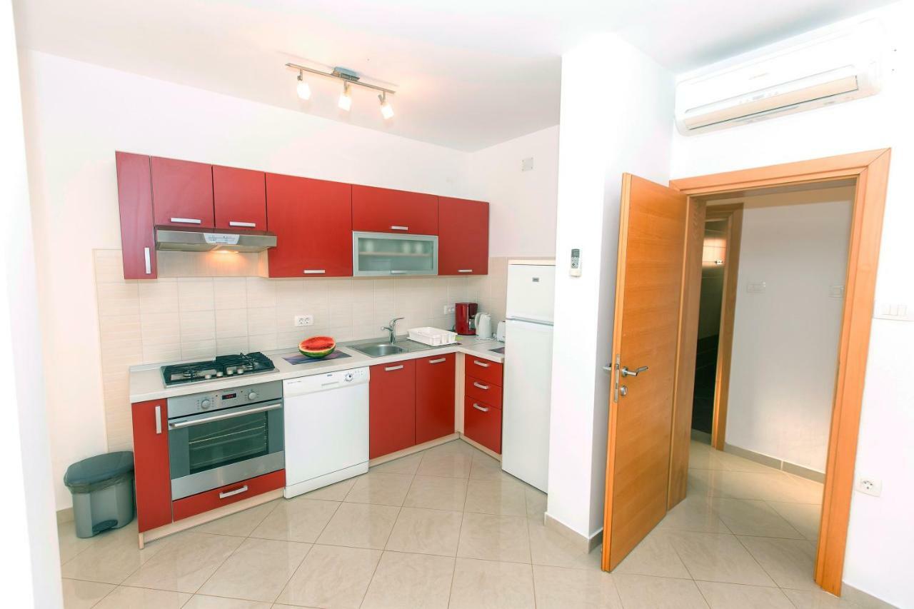Dina Apartment